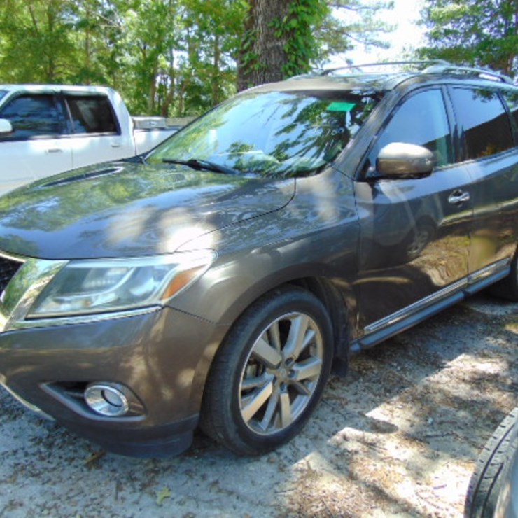2016 NISSAN PATHFINDER