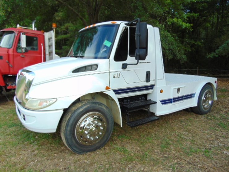 2007-international-4100-image-1