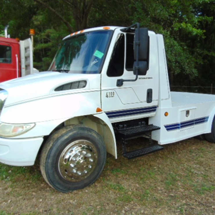 2007 INTERNATIONAL 4100