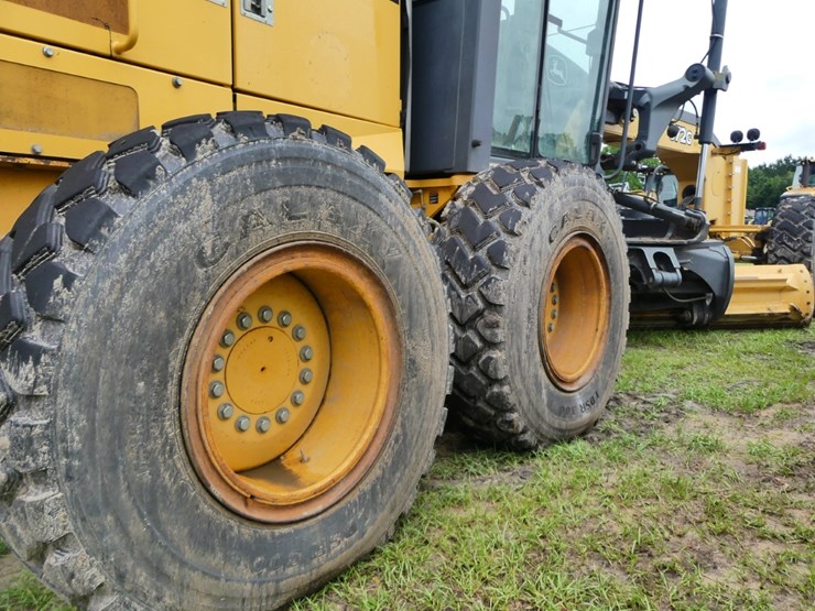 deere-672g-image-7