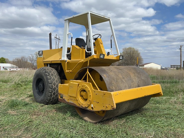 1987-caterpillar-cs-553-image-2