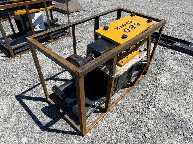 #45361-•-unused-agt-sshh680-skid-steer-breaker-sshh68026020501a-image-2