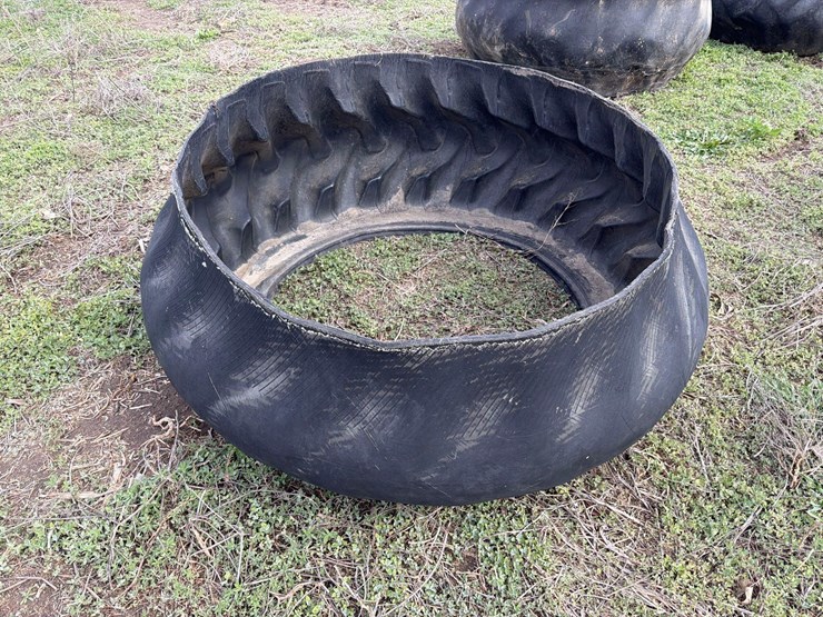 5-tire-feed-bunks-image-2