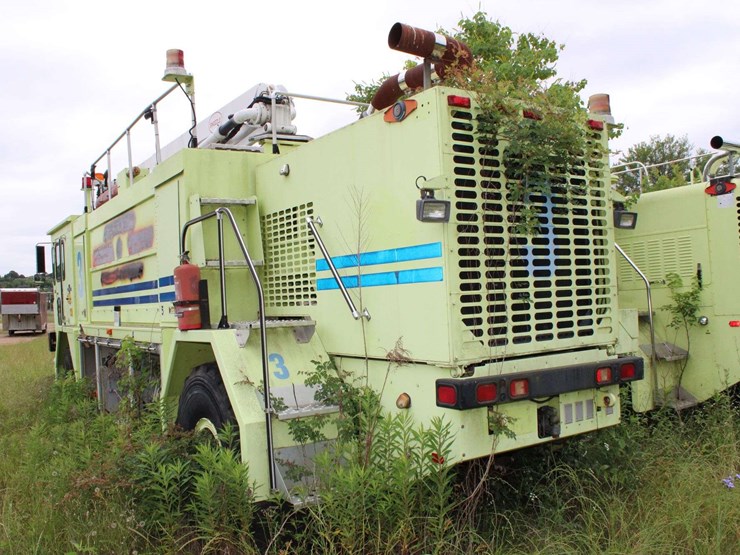 1995-oshkosh-t1500-image-14