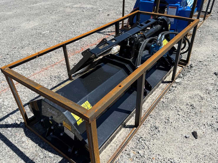 #45370-•-unused-mower-king-ssefgc175-69"-skid-steer-flail-mower-ssefgc17526020502a-image-1