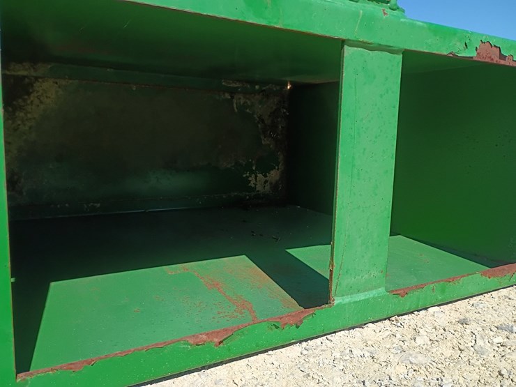 #24563-•-john-deere-3-point-weight-box-image-9