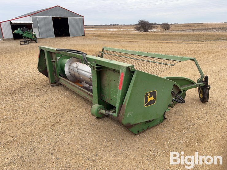 john-deere-212-image-5