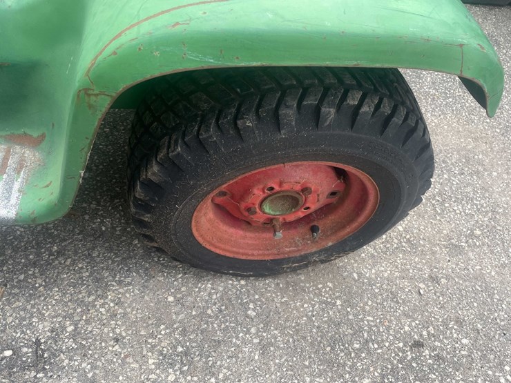 john-deere-110-image-43