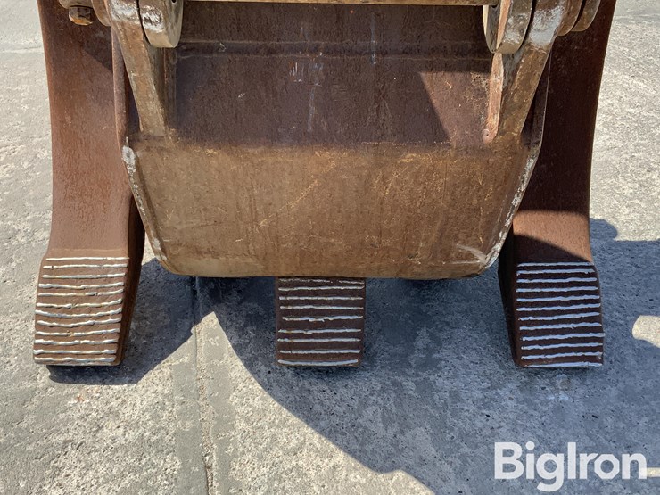 komatsu-pc220-lc-6l-image-9