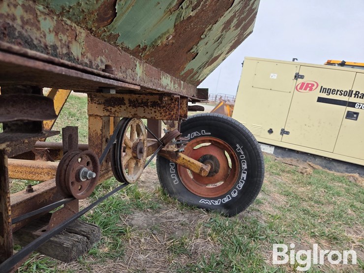 shop-built-seeder/fertilizer-spreader-image-10