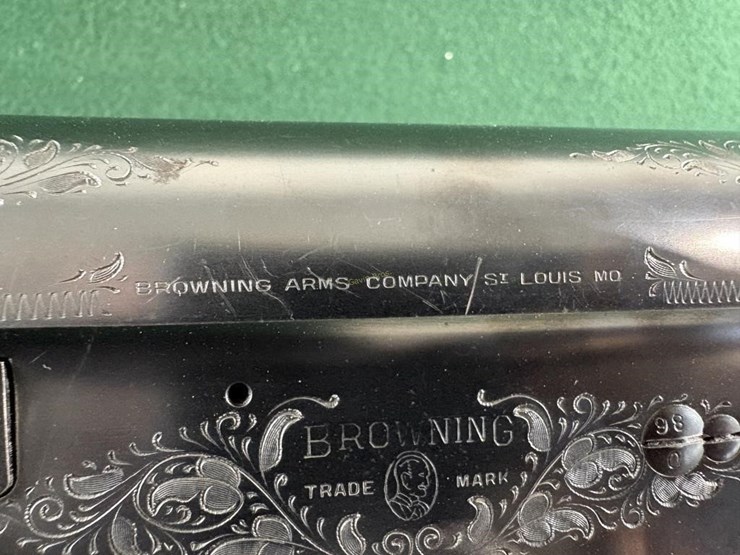 browning-full-12ga-shotgun-image-15