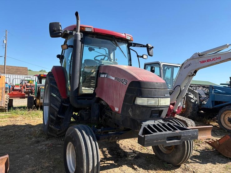 case-mxu125-tractor-image-4
