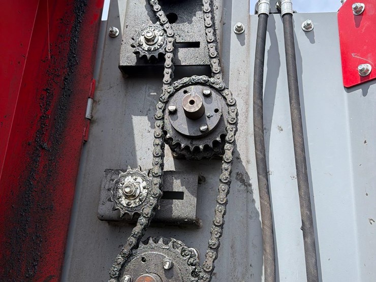 2024-hatfield-eco-lift-hmi-bedding-trailer-image-40