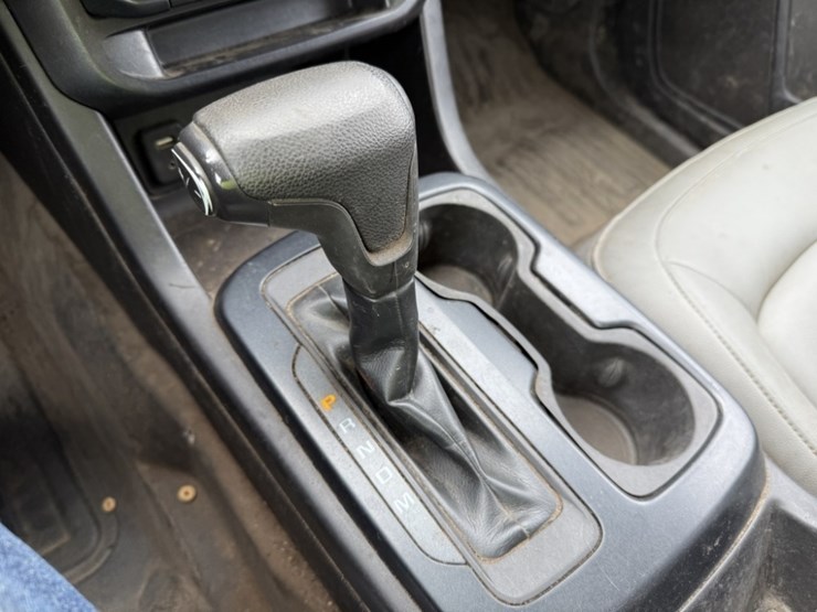 2016-chevrolet-colorado-image-29