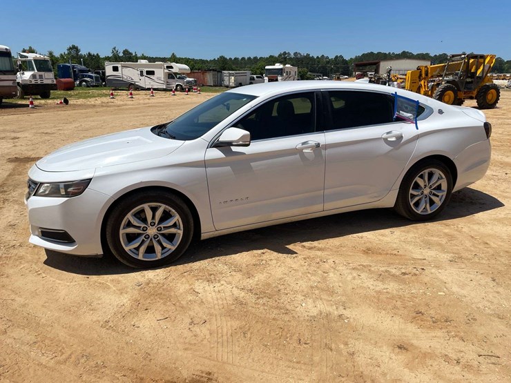 2017-chevrolet-impala-4-door-sedan-(180,759-miles)-image-1