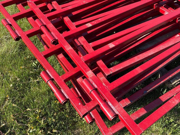 6-8ft-livestock-gates-image-4