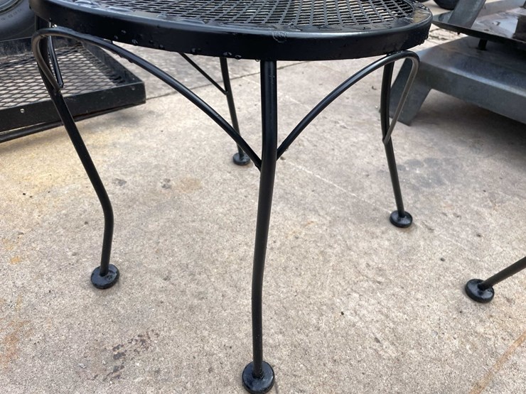 #9056-•-chairs-(o3)-image-6