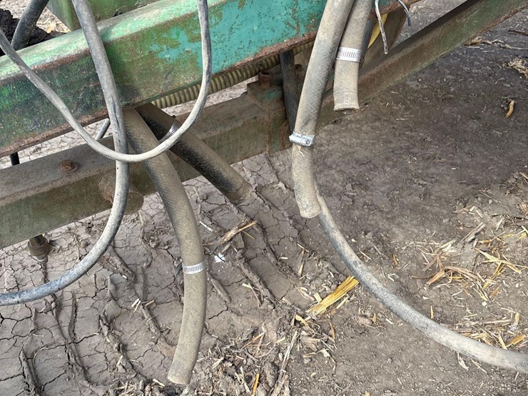 john-deere-250-image-32