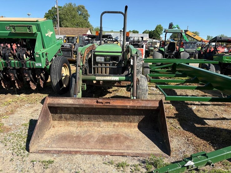 john-deere-5105-image-4