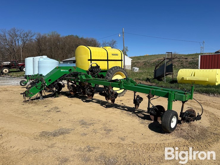 john-deere-2630-image-1