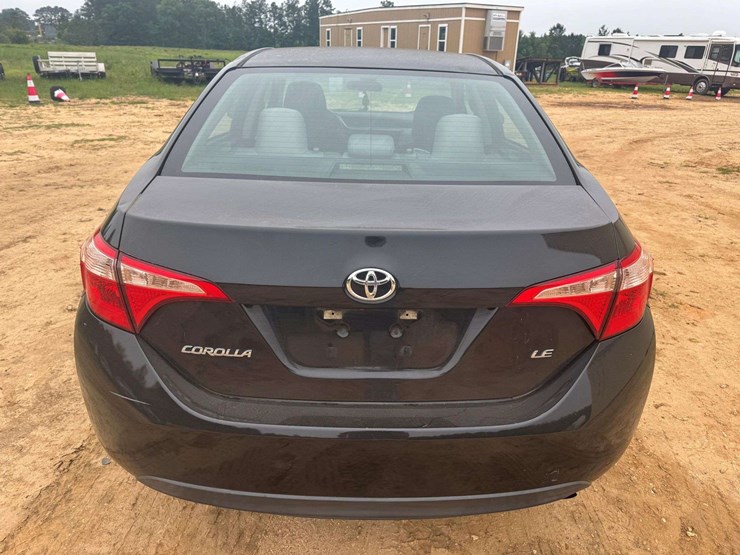 2018-toyota-corolla-le-4dr-sedan---150,323-miles-image-6