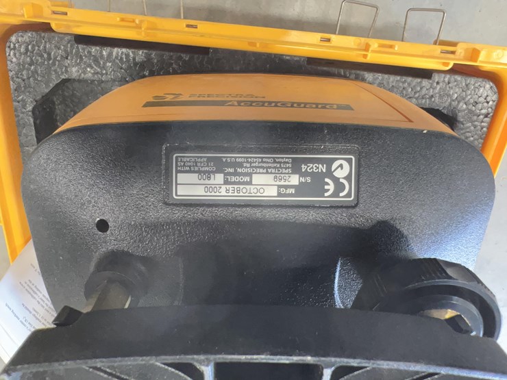 2000-laser-plane-l800-laser-level-image-10
