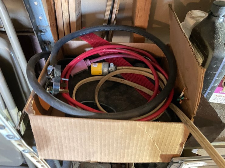 #7012-•-metal-shelf-and-contents-image-10