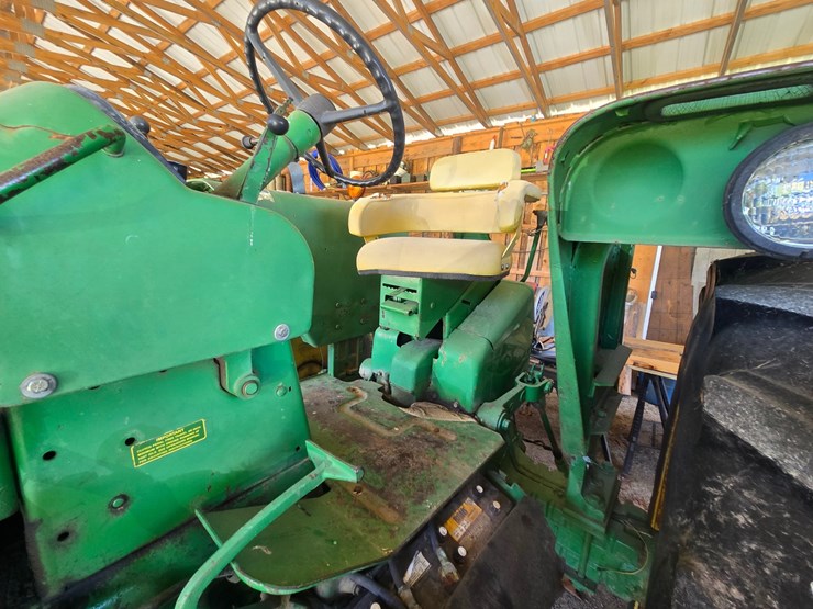 john-deere-4020-image-21