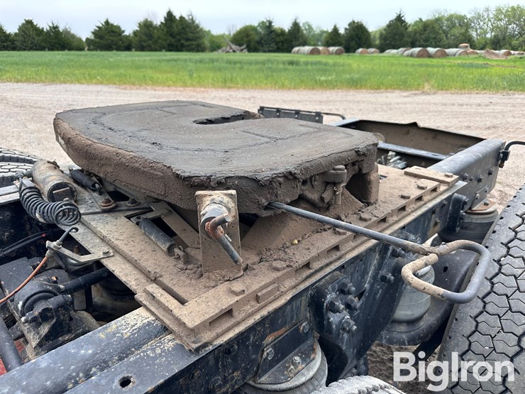 1998-kenworth-t800-image-15