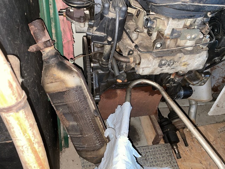 #7067-•-engine-and-muffler-image-5