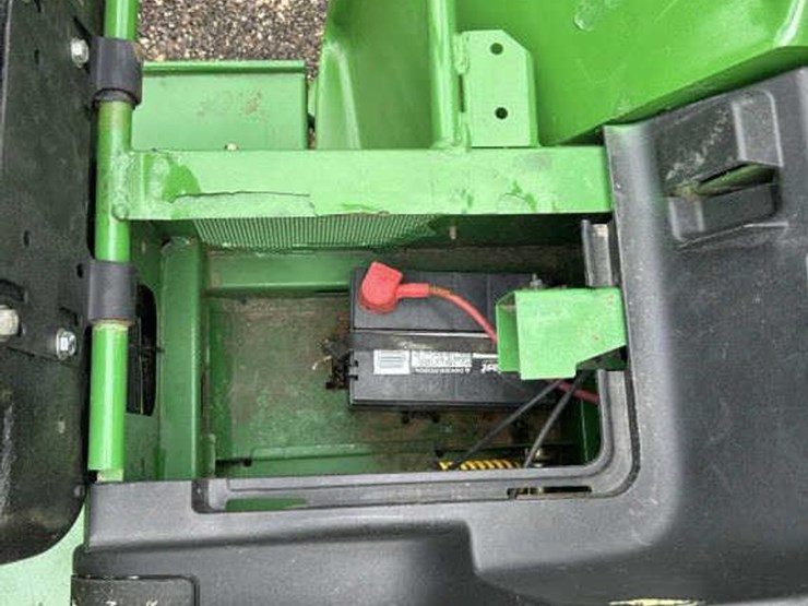 john-deere-gator-th-image-12