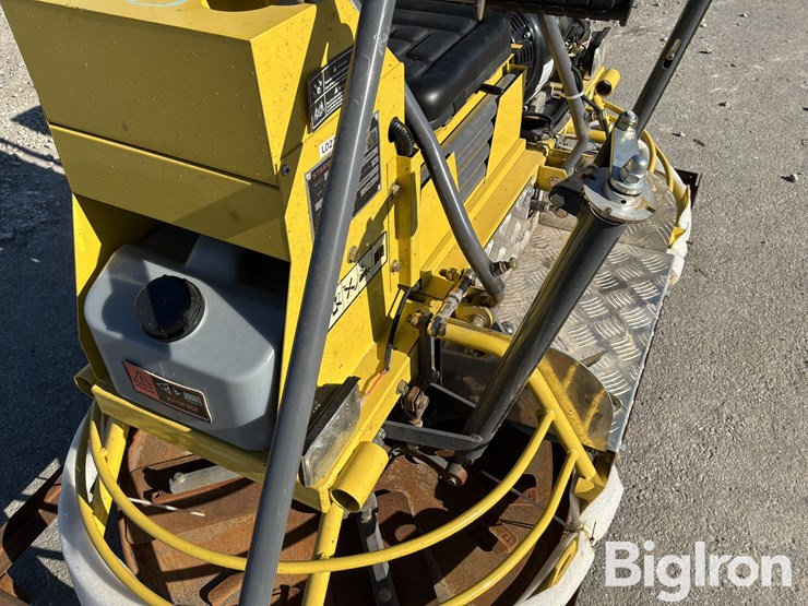 2025-massey-ferguson-730-image-13