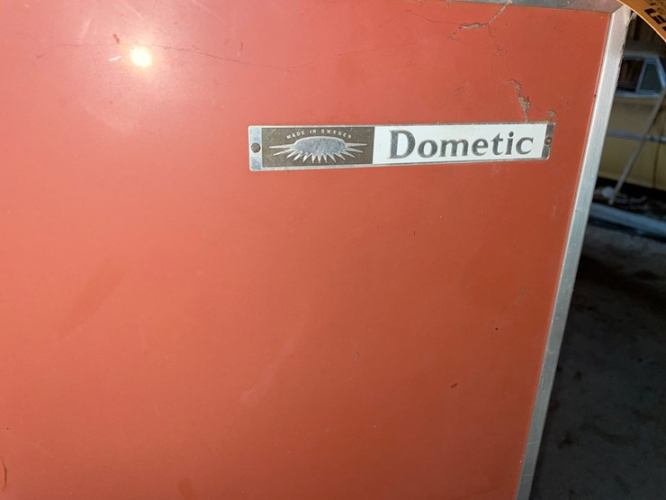 #7065-•-dometic-mini-fridge-and-stand-image-2