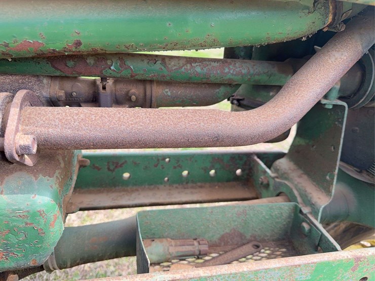 john-deere-b-image-30