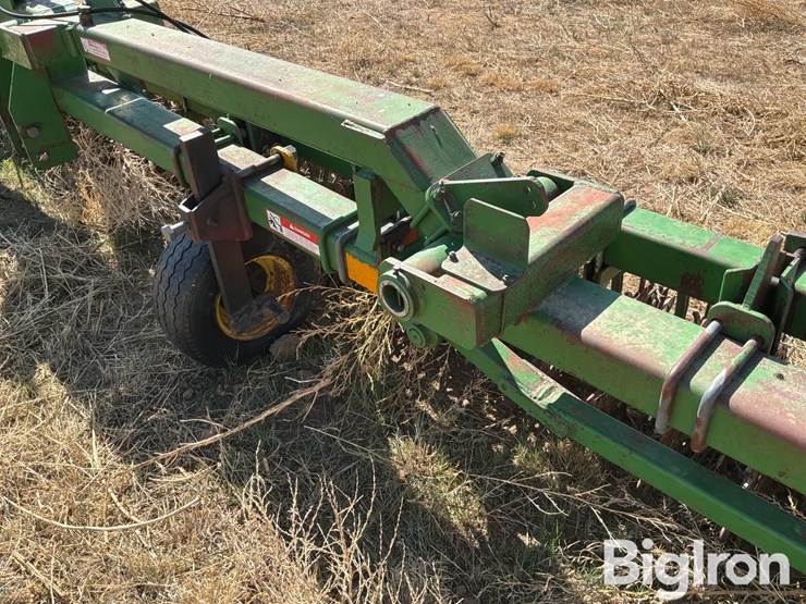 john-deere-400-image-13