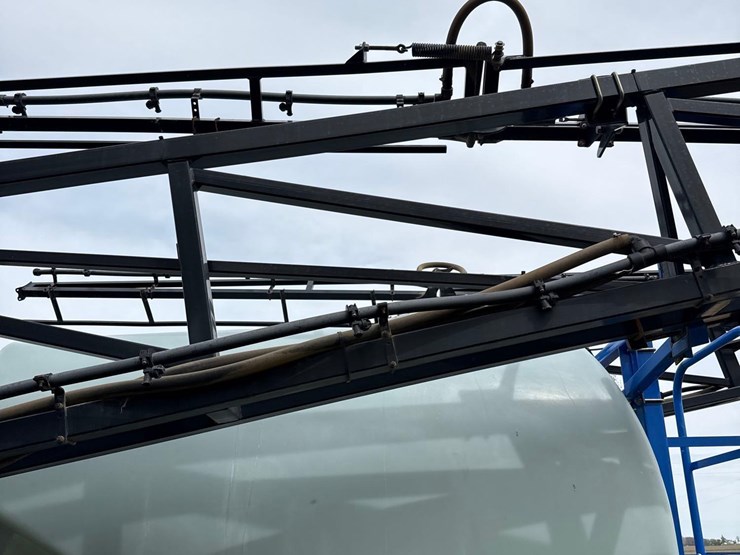 new-holland-s1070-image-36