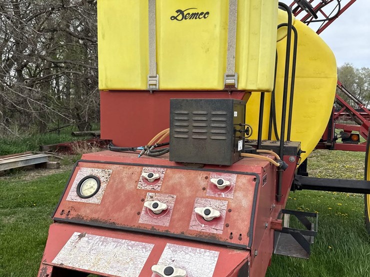 demco-conquest-image-38