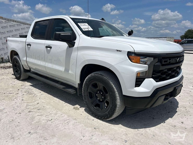 2024-chevrolet-silverado-1500-image-2