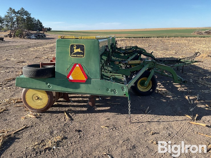 john-deere-9300-image-4