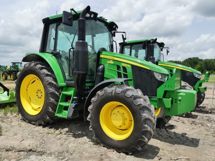 2024-john-deere-6120m-image-1
