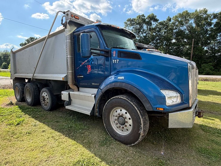 2016-kenworth-t880-image-3
