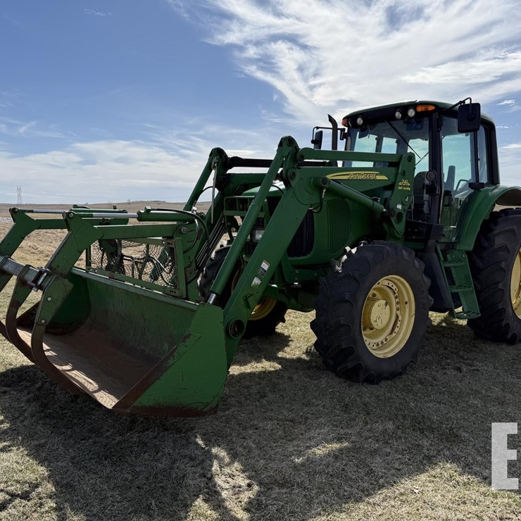 2005 JOHN DEERE 7420