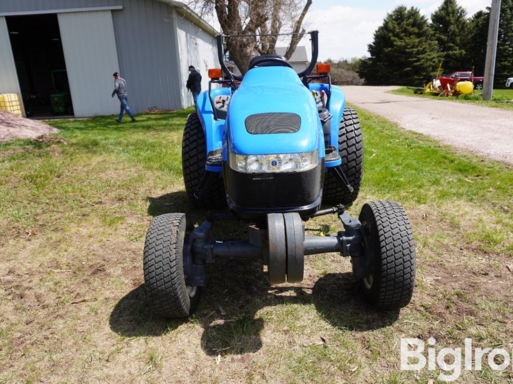 new-holland-tc45d-image-2