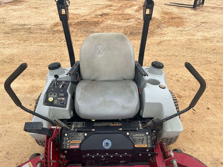 exmark-lazer-z-60"-zero-turn-mower-(2,379-hours)-image-11