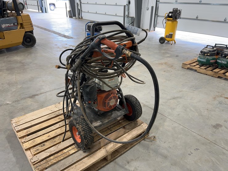 2023-stihl-rb-800-pressure-washer-image-5