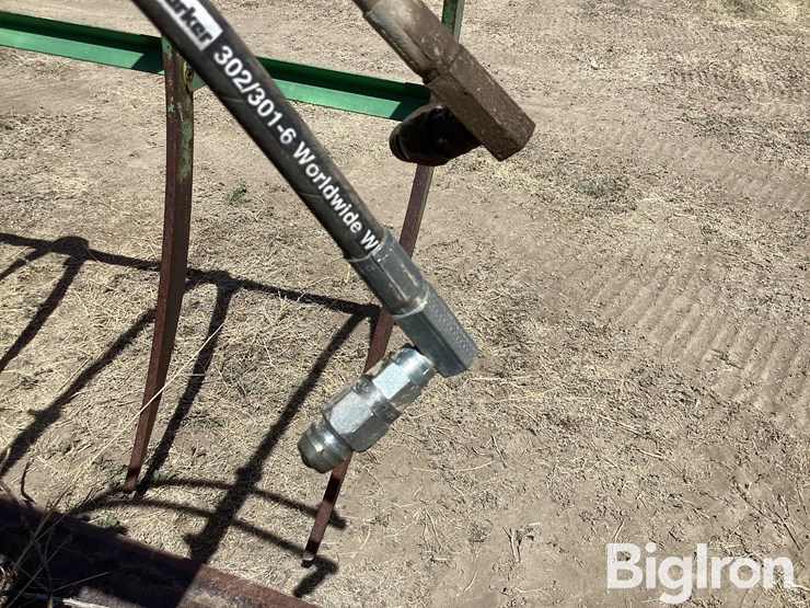 john-deere-148-image-16