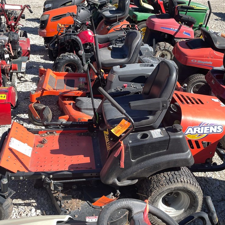 #6961 • Ariens Zero Turn Riding Lawn Mower