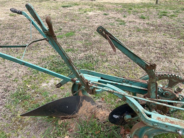 massey-harris-two-bottom-plow-image-14