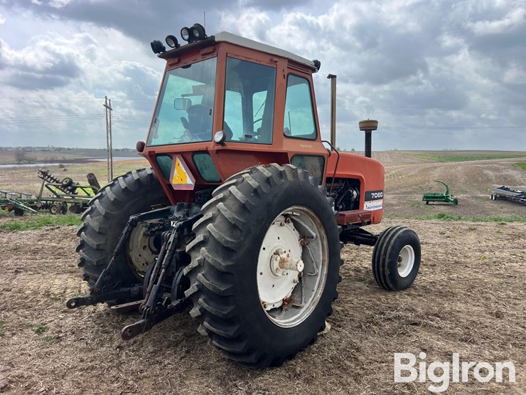 1978-allis-chalmers-7060-image-5