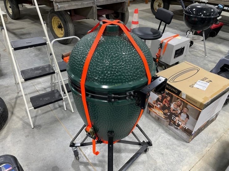 big-green-egg-image-1